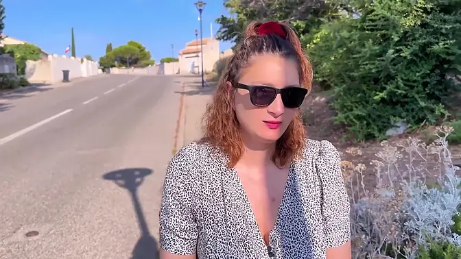 Charlotte, 32 Years Old, Medical Secretary In Pau!