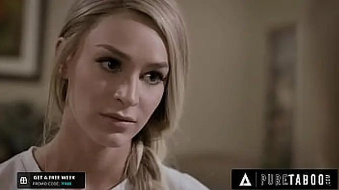 Stepson's GF pleases boyfriend with stepmom's holes