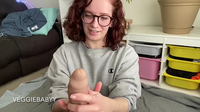 veggiebabyy grey shirt hand job point of view custom non nude dildo HJ - full