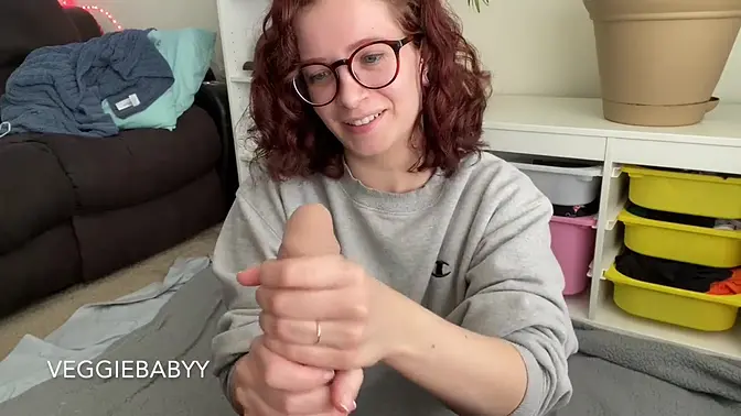 veggiebabyy grey shirt hand job point of view custom non nude dildo HJ - full