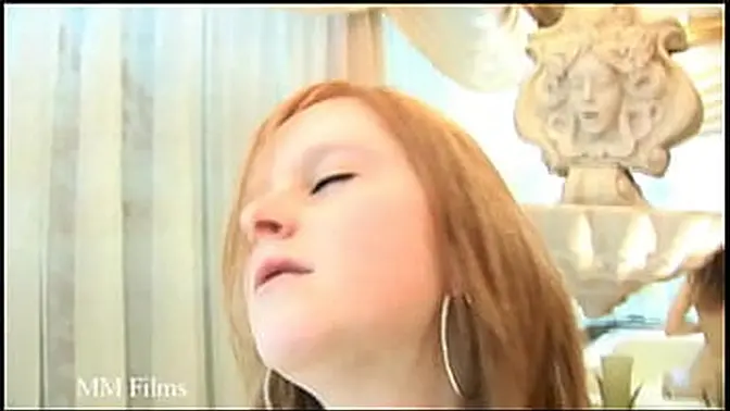 Princess nice teen who love to play with her wet pussy