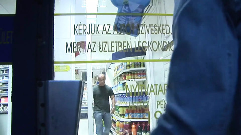 Salesgirl gets pulverized by manager on checkout counter in XXX supermarket