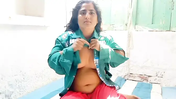 Mast Uncle Teaches Lesson to Young Boy