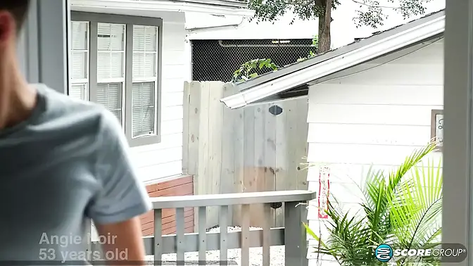 Angie teaches anal sex to her daughter's BF