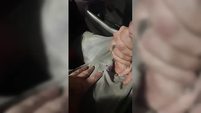 My artist dude orgasm for me in a parking lot