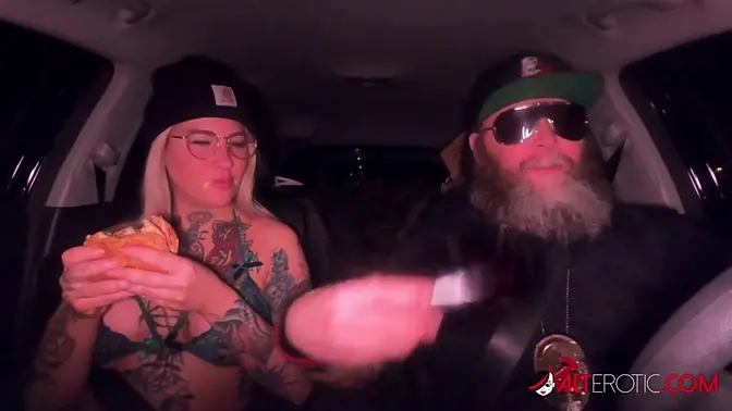 Kennedy Rose, the vegan vampire, gets healed by Ho Hunter Sal Yammy in Malisa Moir's erotic encounte