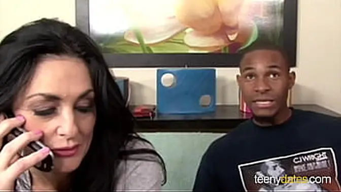 Skinny teenie gets pounded and squirts all over her face