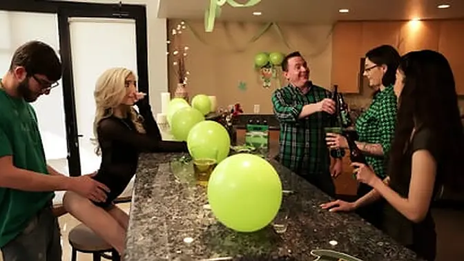 Jericha Jem &mdash;  Piper Perri - Naughty😈 Pleasure