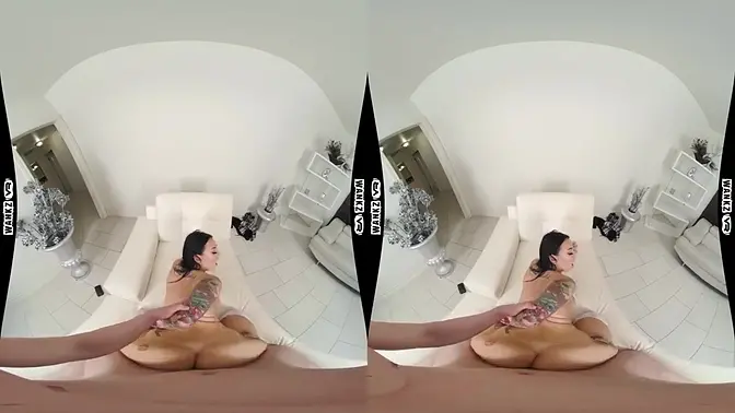 Busty Porn Babe Payton Preslee Needs You To Fuck Her! WankzVR Virtual Sex