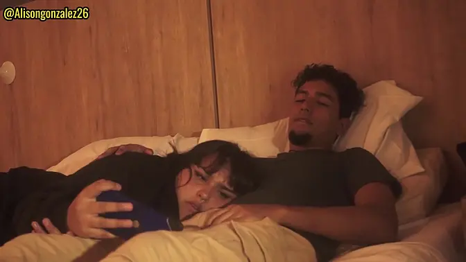 Chubby Argentine Stepsis gives deepthroat face fuck