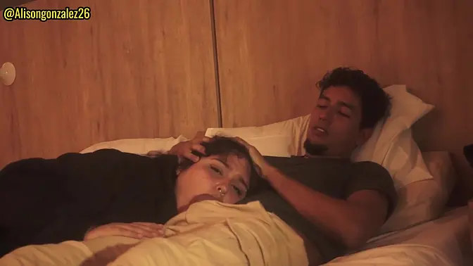 Chubby Argentine Stepsis gives deepthroat face fuck