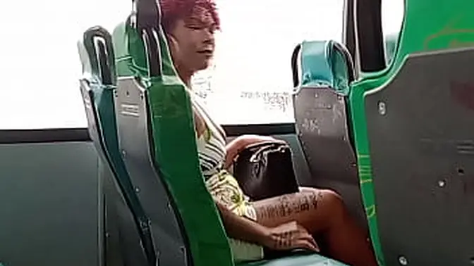 I showed off on the bus and the cuckold touched my underwear