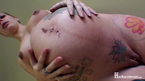 Sexy Pixie's Naked Perfections on Full Display