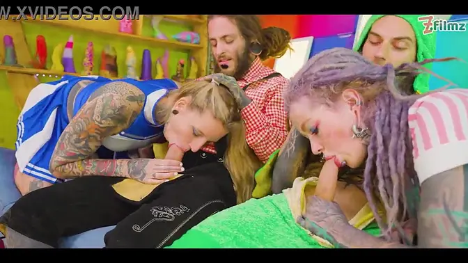 Tattooed Anal Slut takes double penetration and facefucking