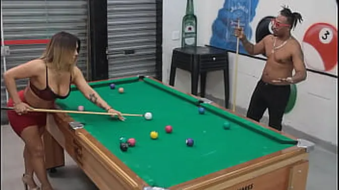 Bruna Ferraz takes nasty booty ride at bar with Nego Catra′s raw thrusts