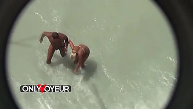 Tanned teen blonde flashes natural tit to mature sugardaddy on beach