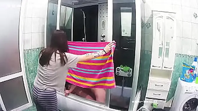 Amateur Real Couple making Hard Sex at Community Shower