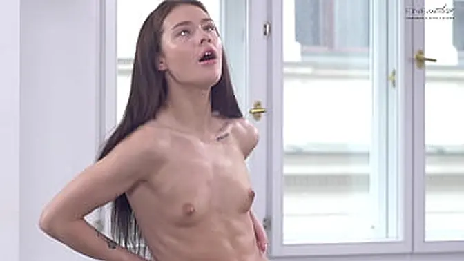 Ivi and Matty sensual scissoring