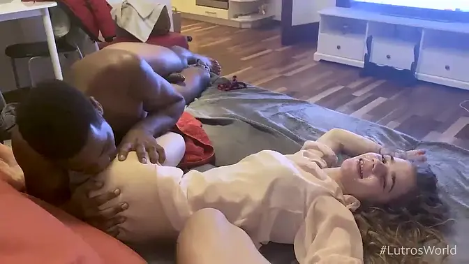 Homemade Teen Interracial Threesome - Sabrina Spice