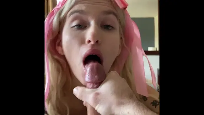 Emma Rosie Hot Blowjob Hookup