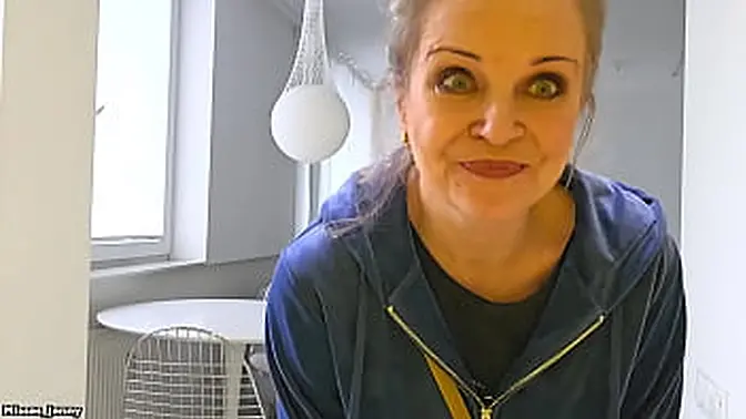 Jenny's apartment gets a big tenant