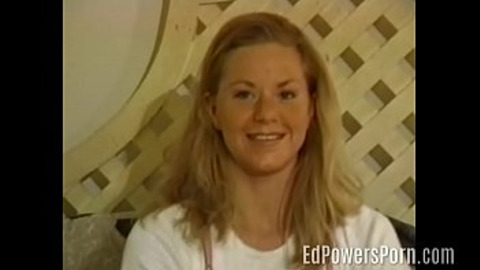 Retro XXX: Teen Engaged In Scintillating Threesome