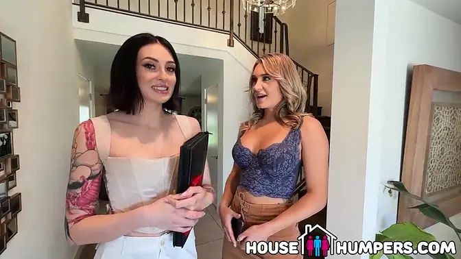 Threesome with Real Estate Agent - Wife's Round Ass & Boobs