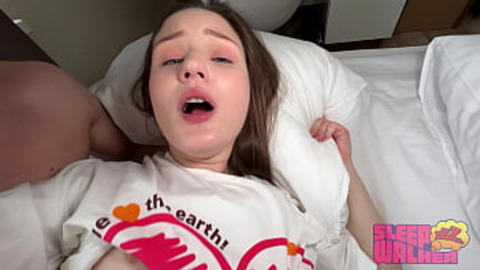 Step Dad Devours Step Daughter's Juicy Vagina✌