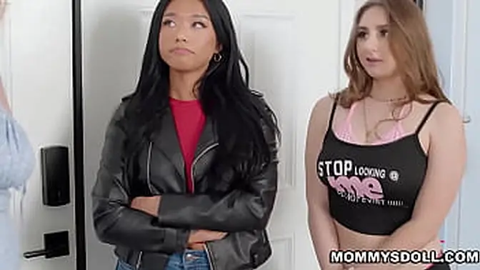 girlfriend Kimmy Drags Her milf Siri into Explicit Pleasures