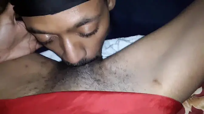 Ebony redbone eats hairy pussy like a pro