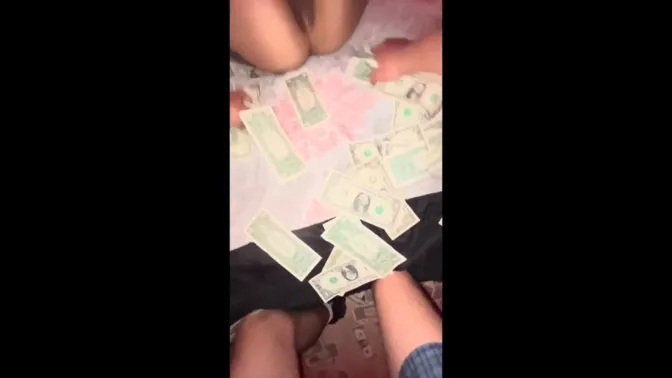 Curvy Latina Princess Yaya dances and sucks cock